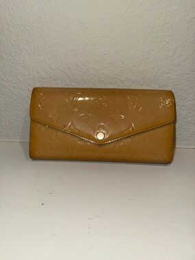 Louis Vuitton Amber Vernis Patent Monogram Envelope Wallet